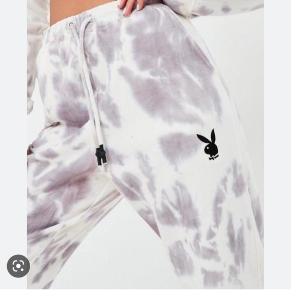 Missguided x Playboy lilac tie dye jogger sweatpants - Picture 2 of 3